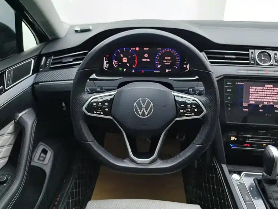 Volkswagen Magotan 2023 2 Millionth Unit Commemorative Edition 330TSI DSG Luxury — миниатюра 15