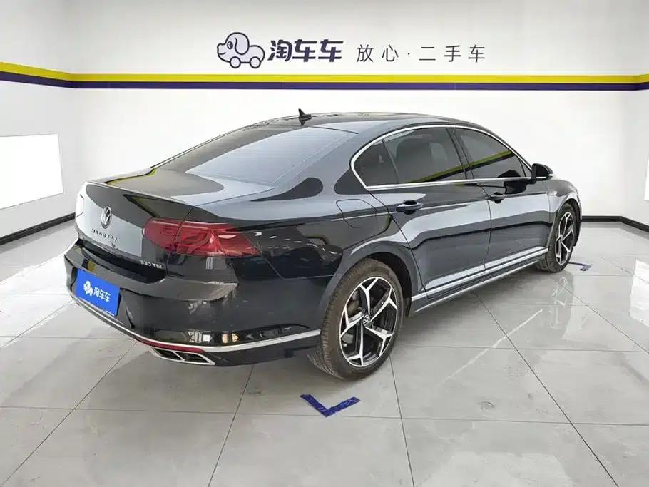 Volkswagen Magotan 2023 2 Millionth Unit Commemorative Edition 330TSI DSG Luxury — миниатюра 3
