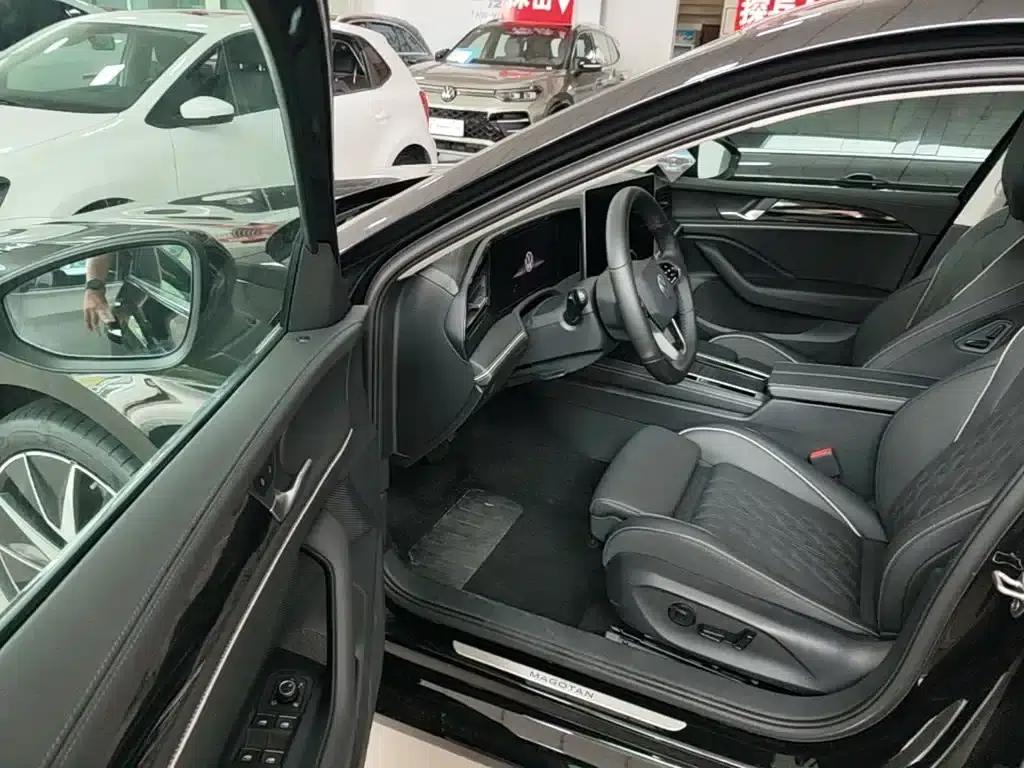 2024 Volkswagen Passat 380TSI DSG Premium Edition with Magotan Package — миниатюра 16