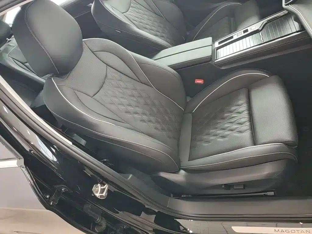 2024 Volkswagen Passat 380TSI DSG Premium Edition with Magotan Package — миниатюра 25