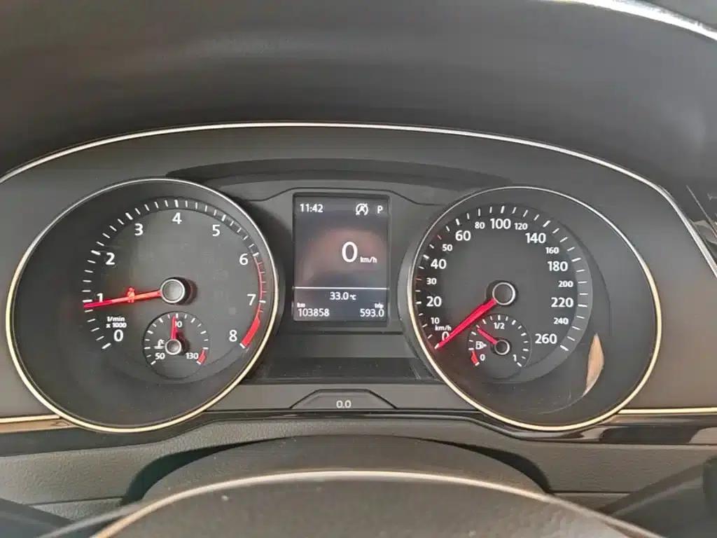 2017 Volkswagen Passat 330TSI DSG Luxury — миниатюра 12