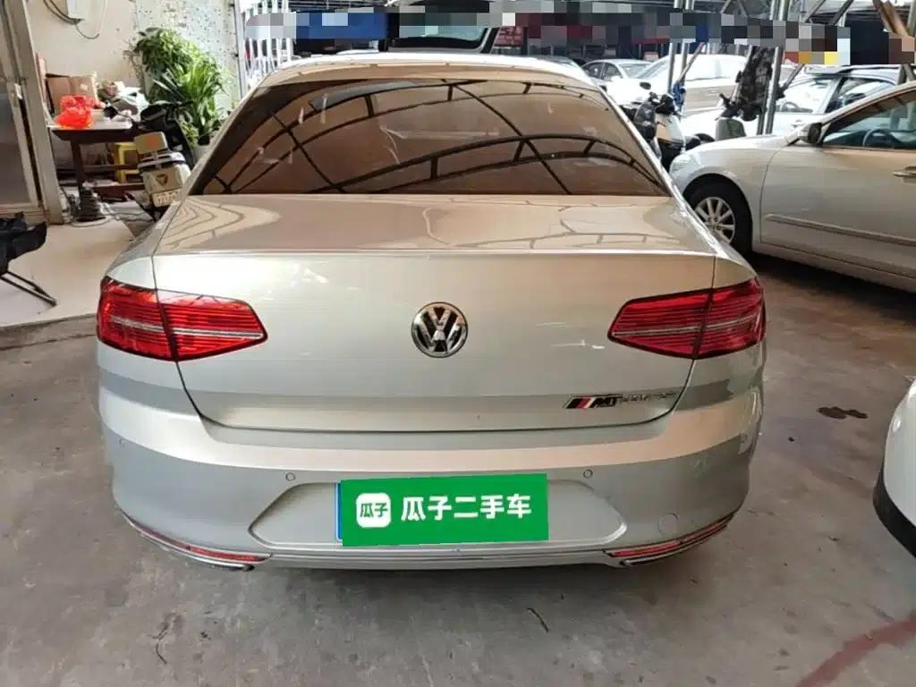 2017 Volkswagen Passat 330TSI DSG Luxury — миниатюра 6