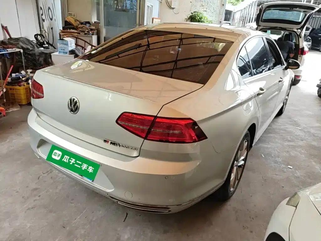 2017 Volkswagen Passat 330TSI DSG Luxury — миниатюра 7