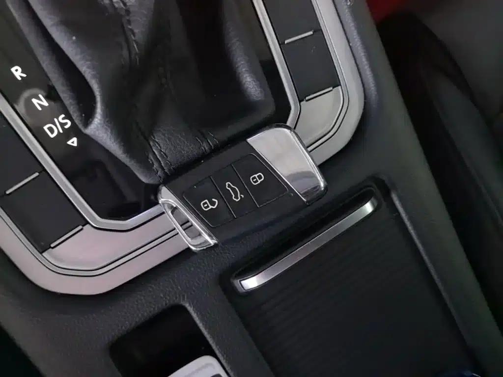 2019 Volkswagen Magotan 280TSI DSG Comfort Model (China VI Emission Standard) — миниатюра 9