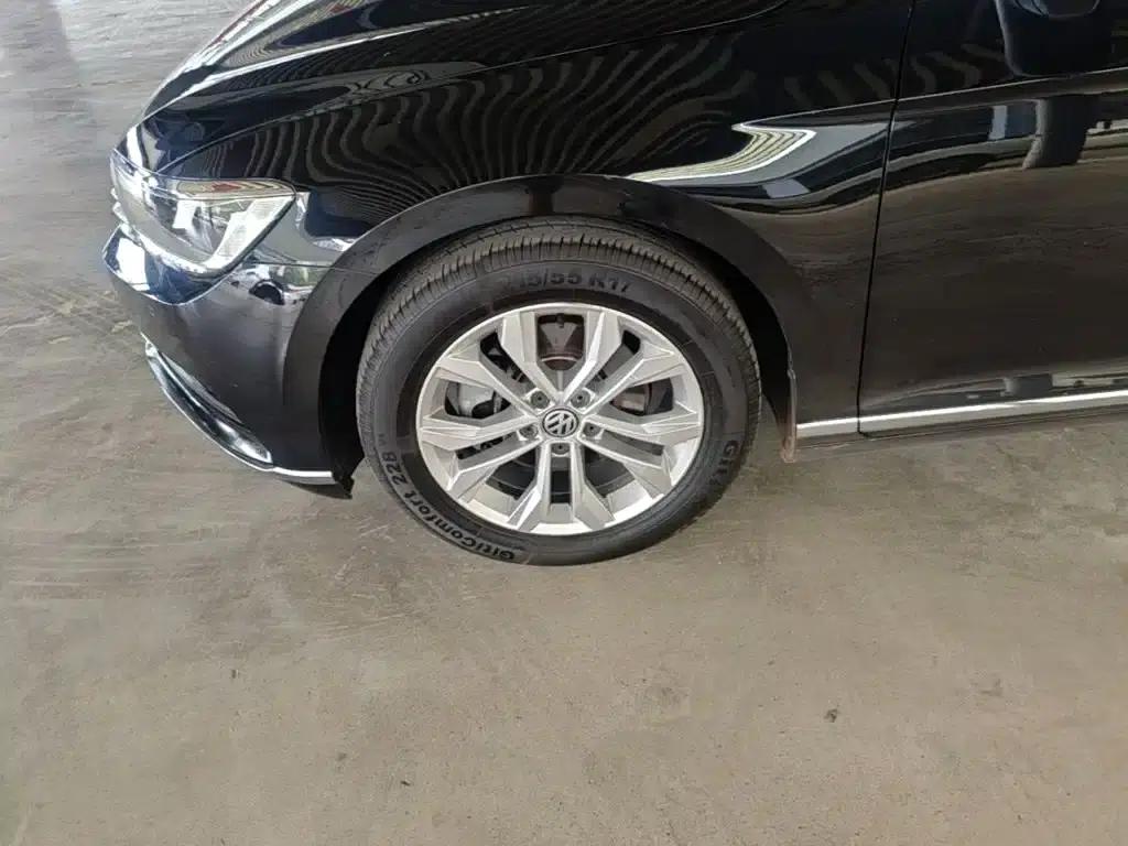 2018 Volkswagen Magotan Facelift 330TSI DSG Luxury Model — миниатюра 23