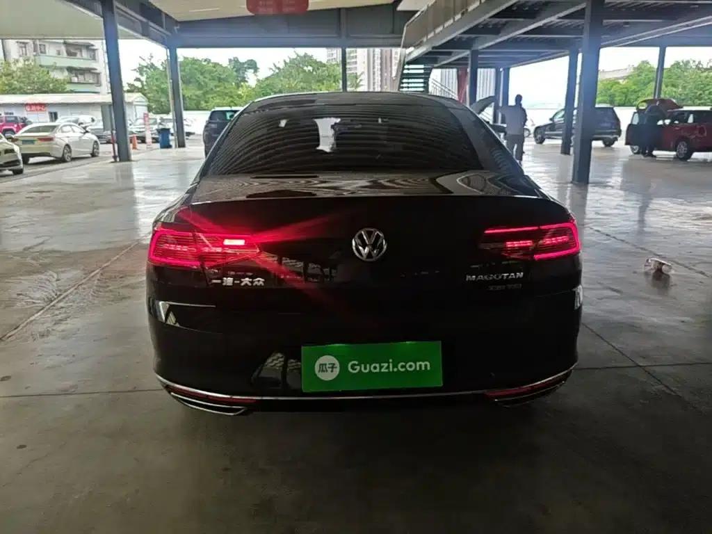 2018 Volkswagen Magotan Facelift 330TSI DSG Luxury Model — миниатюра 6