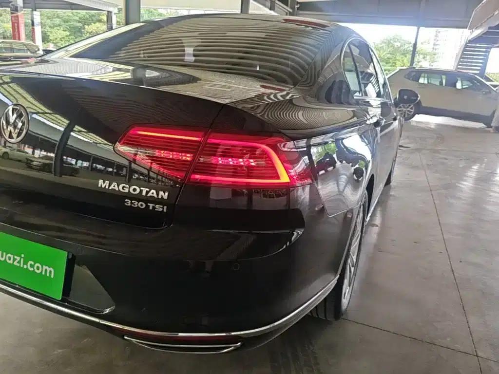 2018 Volkswagen Magotan Facelift 330TSI DSG Luxury Model — миниатюра 8