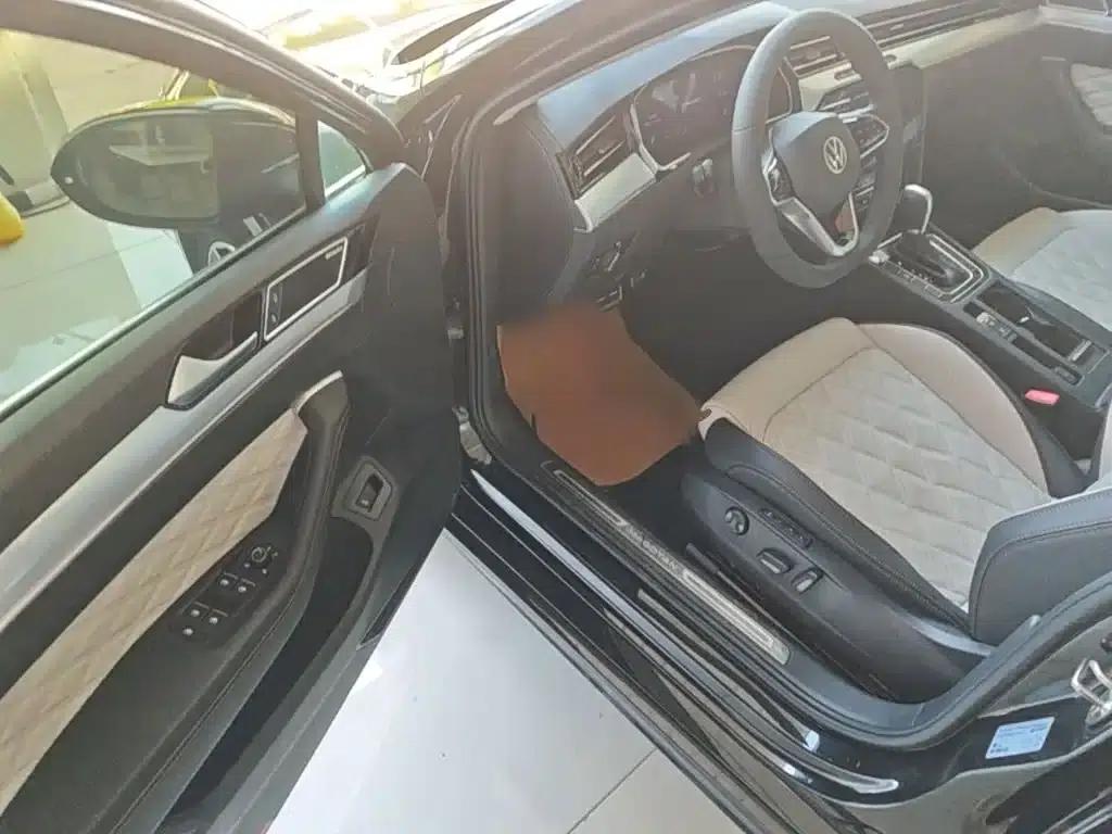 Volkswagen Magotan 2023 2 Millionth Unit Commemorative Edition 380TSI DSG Flagship Model — миниатюра 16