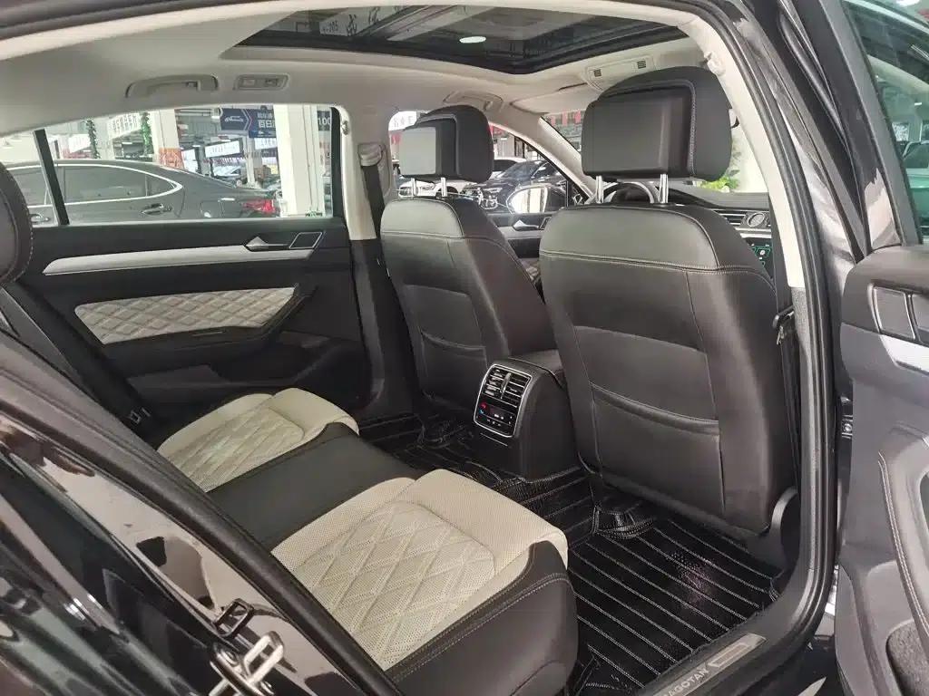 Volkswagen Magotan 2023 2 Millionth Unit Commemorative Edition 330TSI DSG Luxury — миниатюра 19