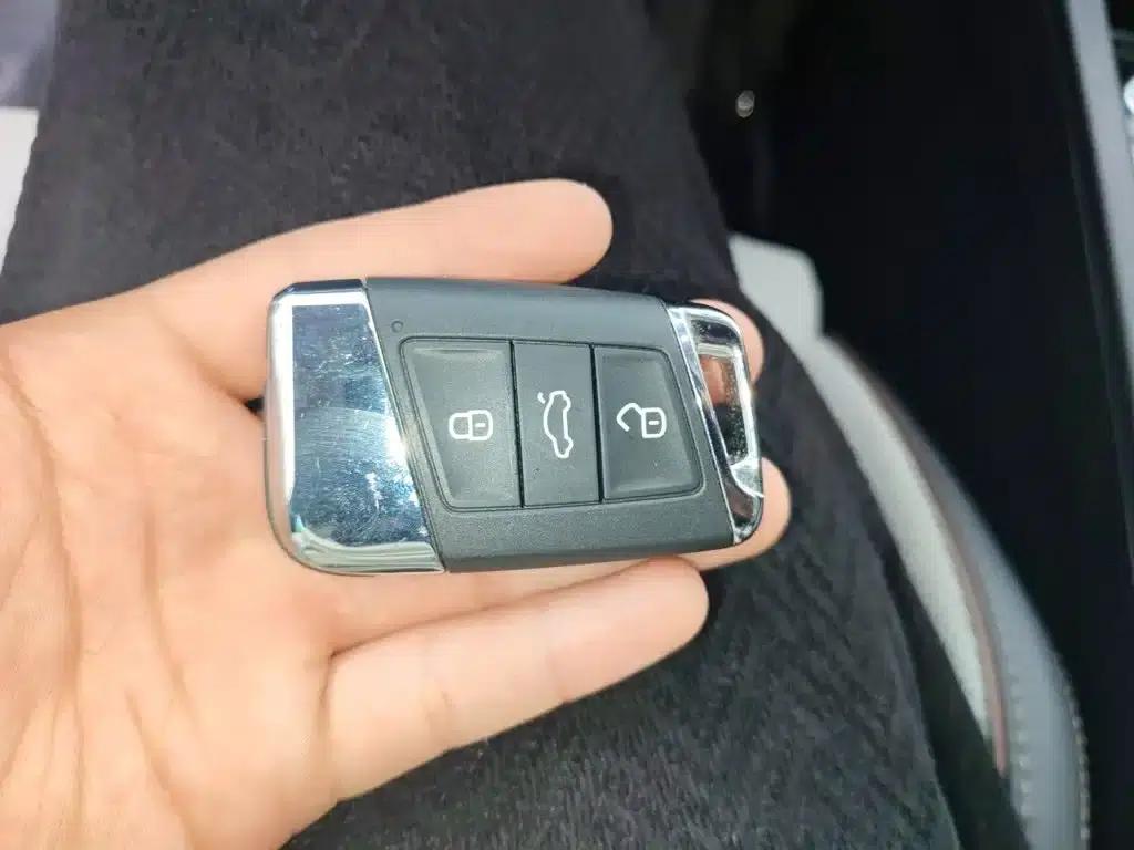Volkswagen Magotan 2023 2 Millionth Unit Commemorative Edition 380TSI DSG Flagship Model — миниатюра 12