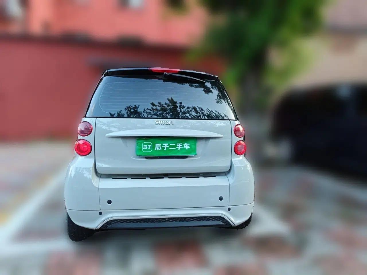 smart fortwo 2012 1.0 MHD Hardtop Comfort Edition — миниатюра 5