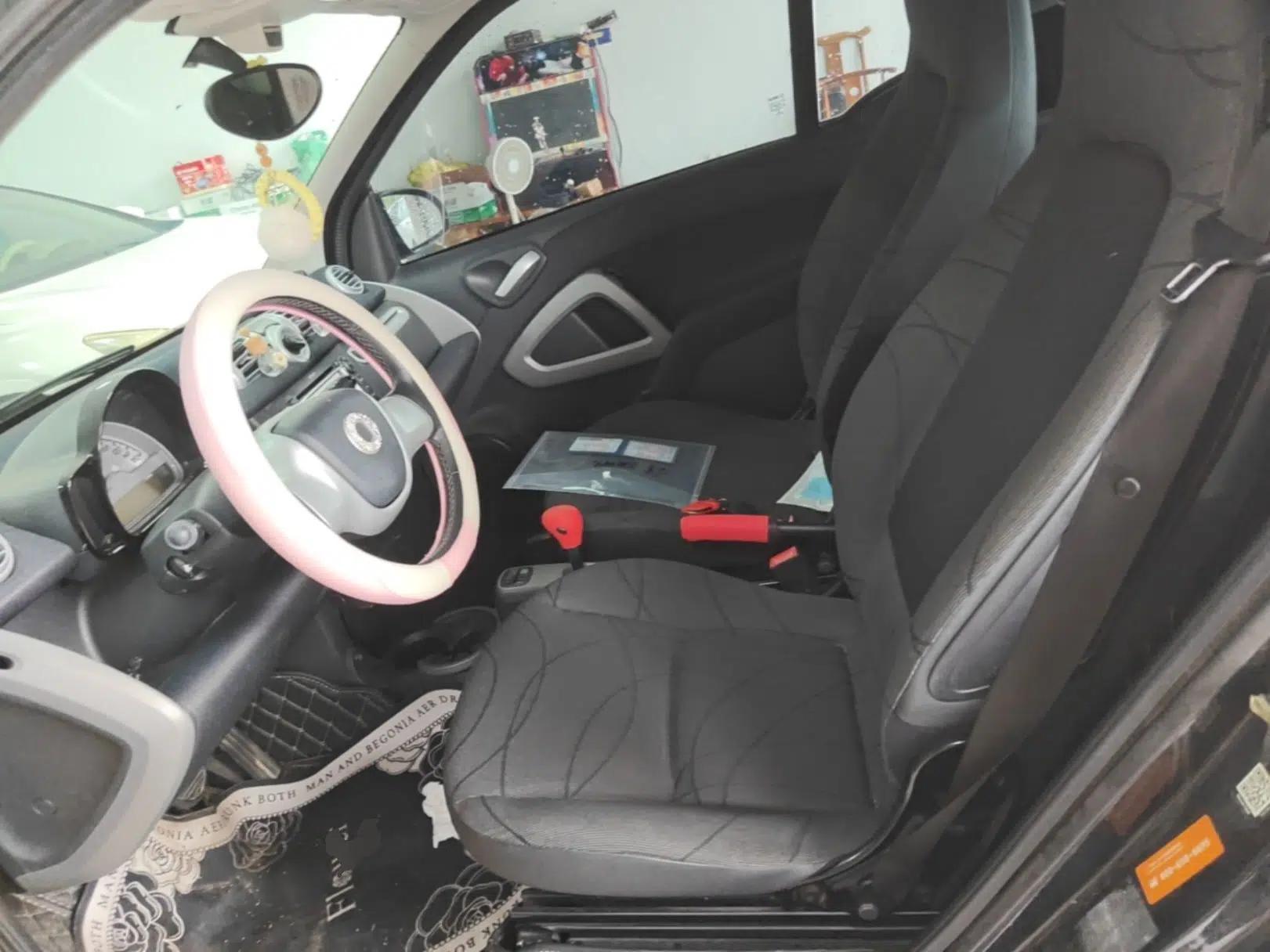 smart fortwo 2012 1.0 MHD Hardtop Passion Edition — миниатюра 17