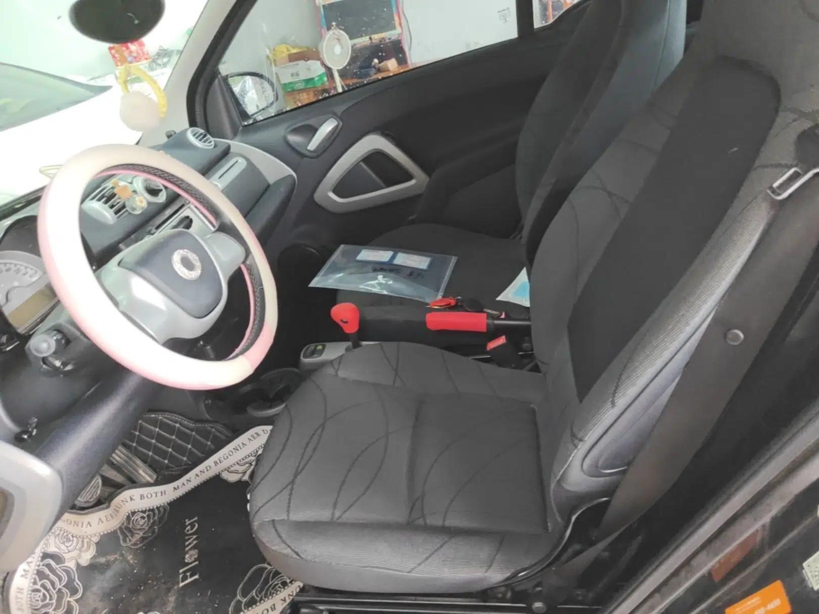 smart fortwo 2012 1.0 MHD Hardtop Passion Edition — миниатюра 20