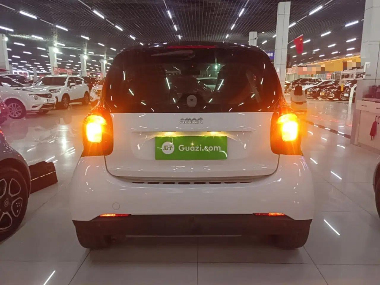 smart fortwo 2015 1.0L 52 kW Hardtop Passion Edition — миниатюра 5