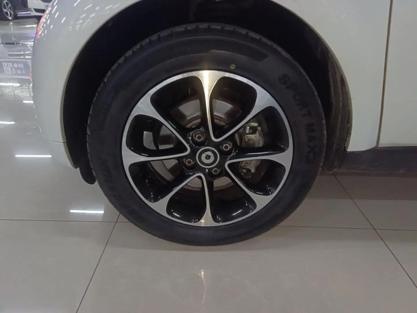 smart fortwo 2015 1.0L 52 kW Hardtop Passion Edition — миниатюра 10