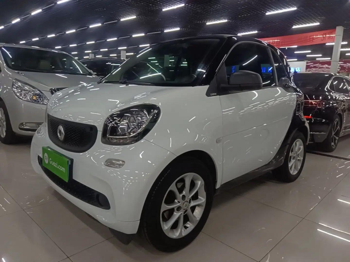 smart fortwo 2015 1.0L 52 kW hardtop Dynamic version — миниатюра 1