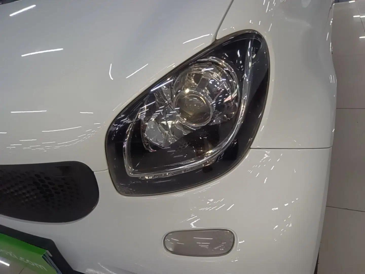 smart fortwo 2015 1.0L 52 kW hardtop Dynamic version — миниатюра 8