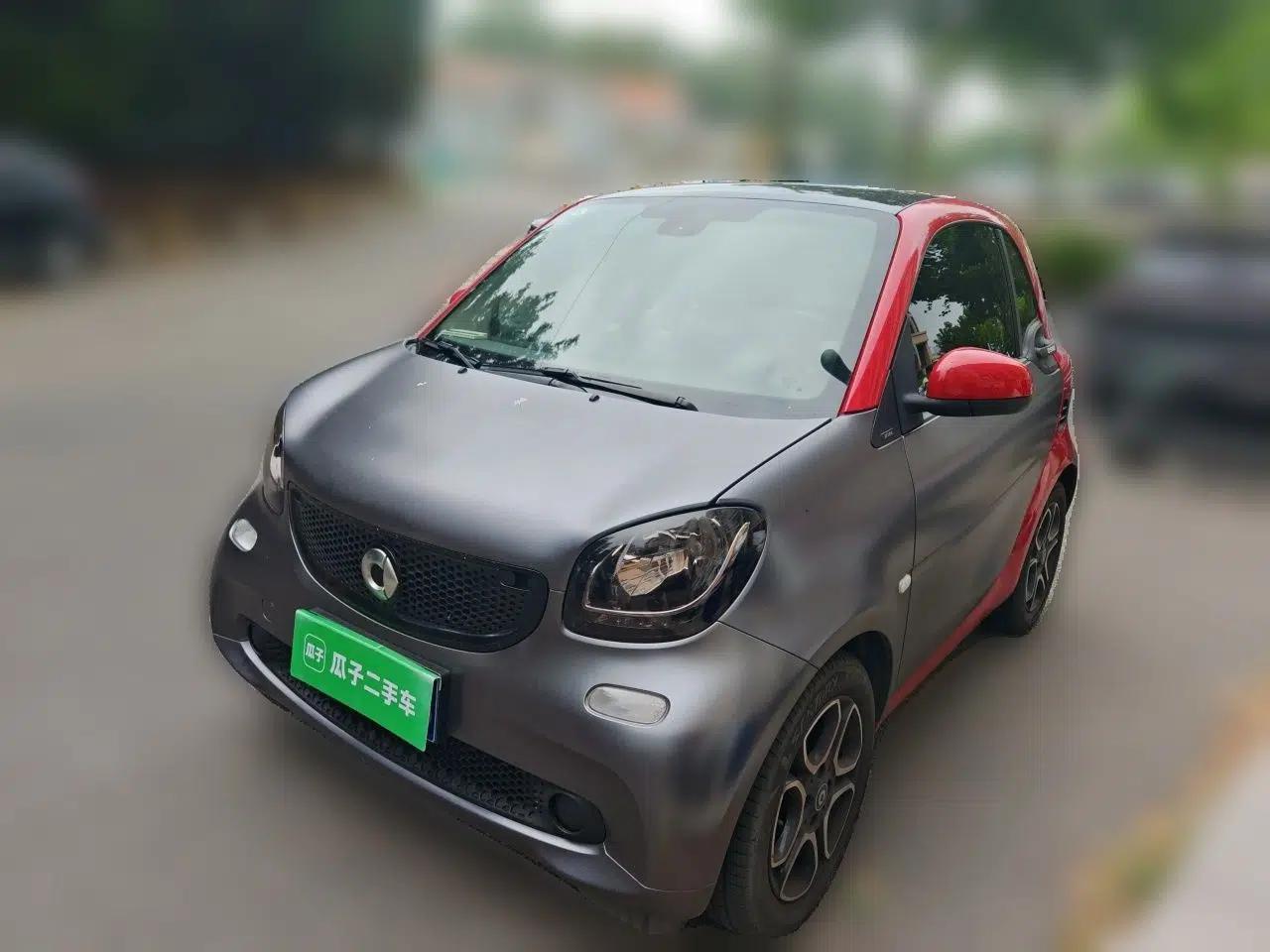 smart fortwo 2016 0.9T 66kW Hardtop Pioneer Edition — миниатюра 1