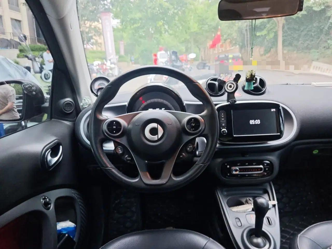 smart fortwo 2016 0.9T 66kW Hardtop Pioneer Edition — миниатюра 7