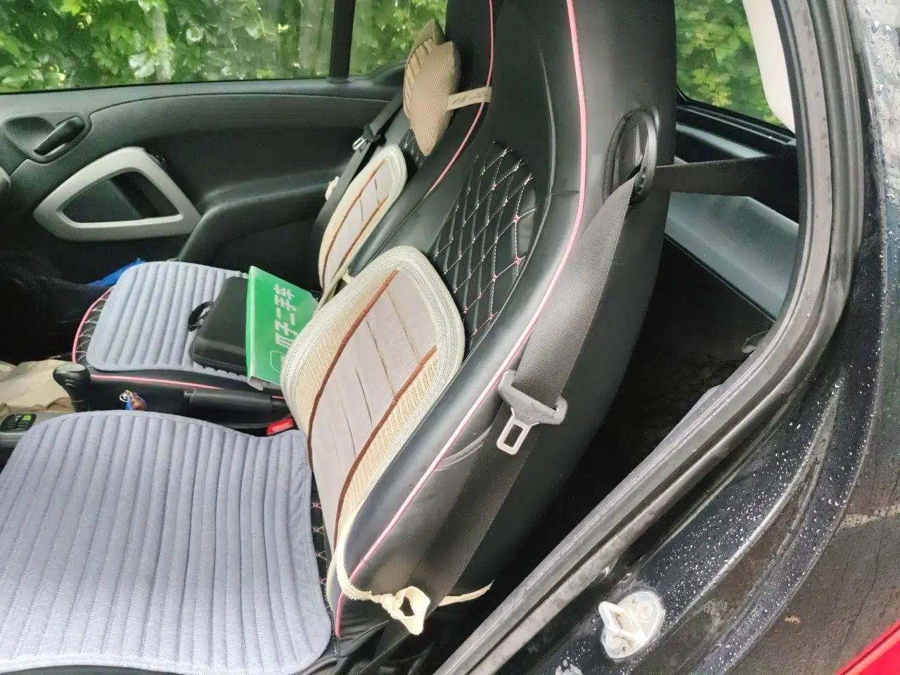 smart fortwo 2012 1.0 MHD Hardtop Standard Edition — миниатюра 17