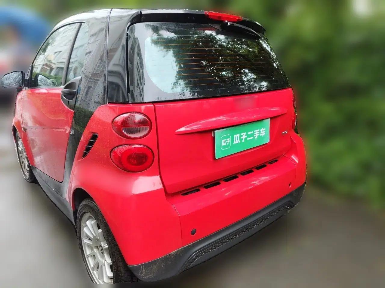 smart fortwo 2012 1.0 MHD Hardtop Standard Edition — миниатюра 4