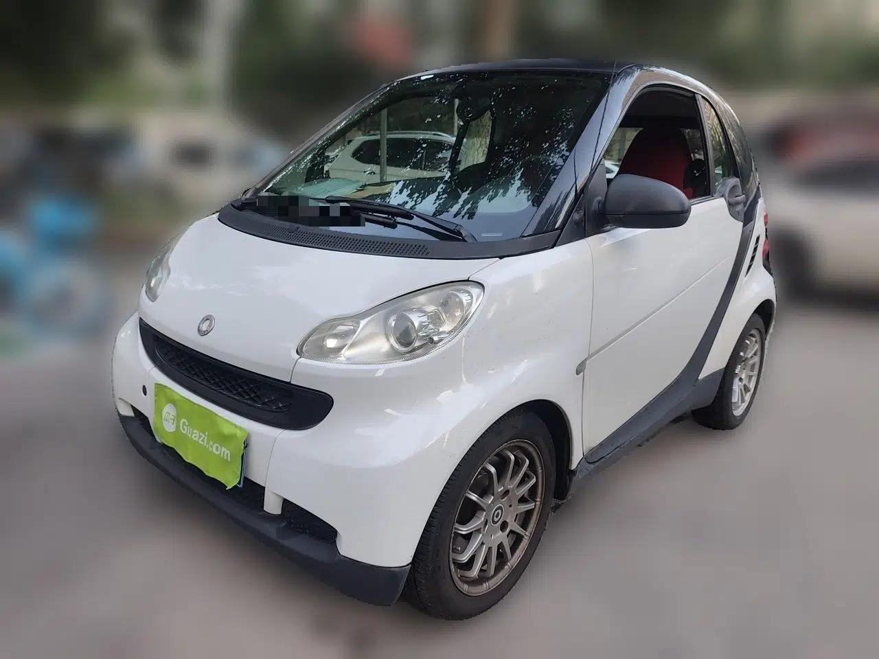 smart fortwo 2011 1.0 MHD Kobe Special Edition — миниатюра 1