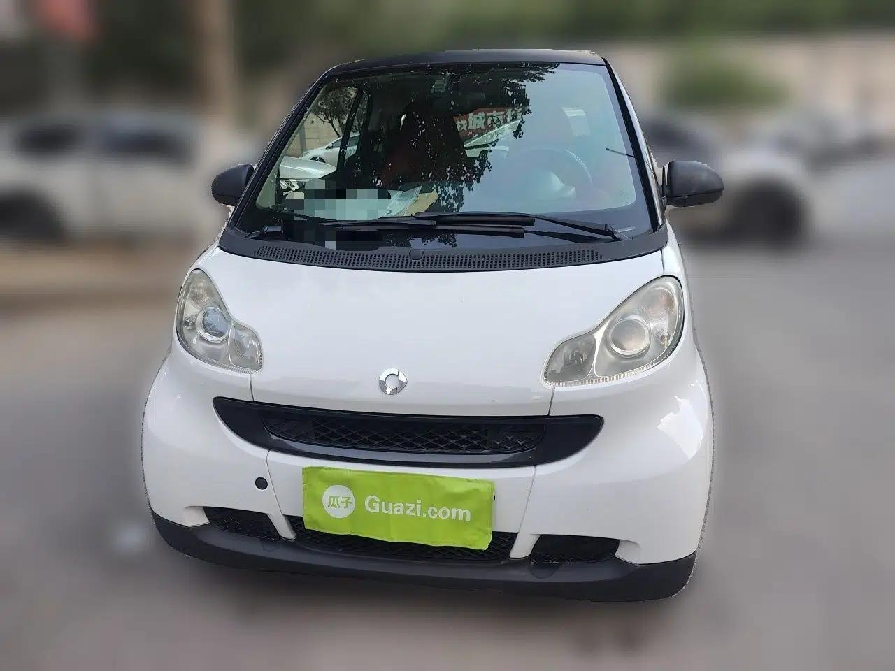 smart fortwo 2011 1.0 MHD Kobe Special Edition — миниатюра 2