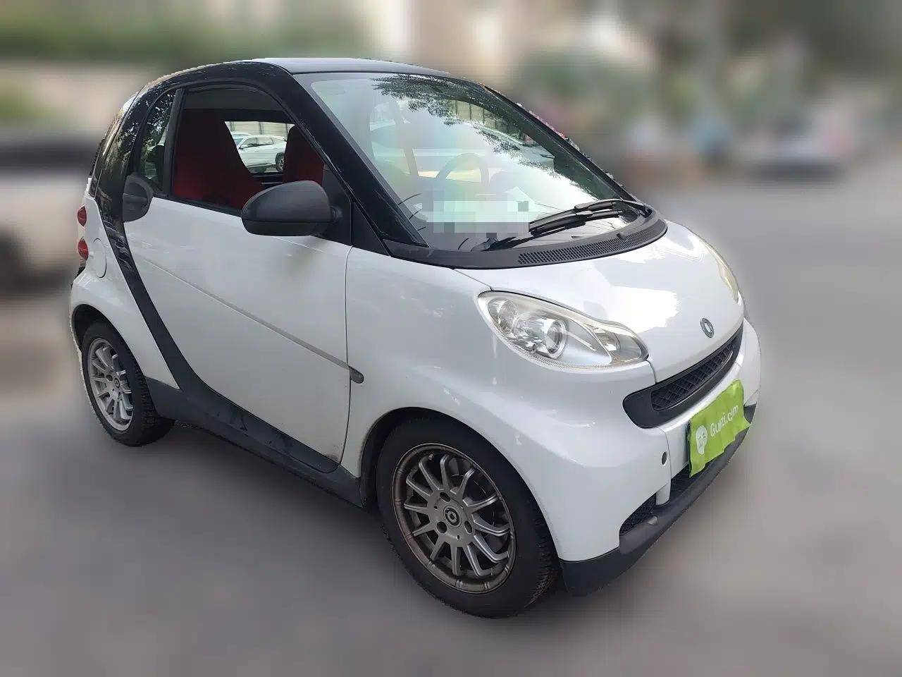 smart fortwo 2011 1.0 MHD Kobe Special Edition — миниатюра 3