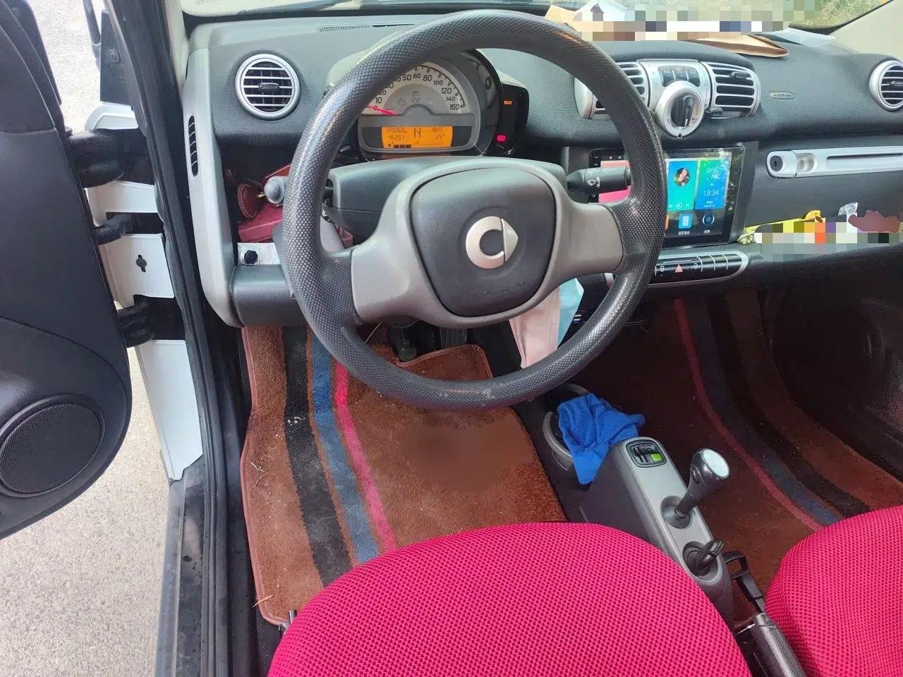 smart fortwo 2011 1.0 MHD Kobe Special Edition — миниатюра 10