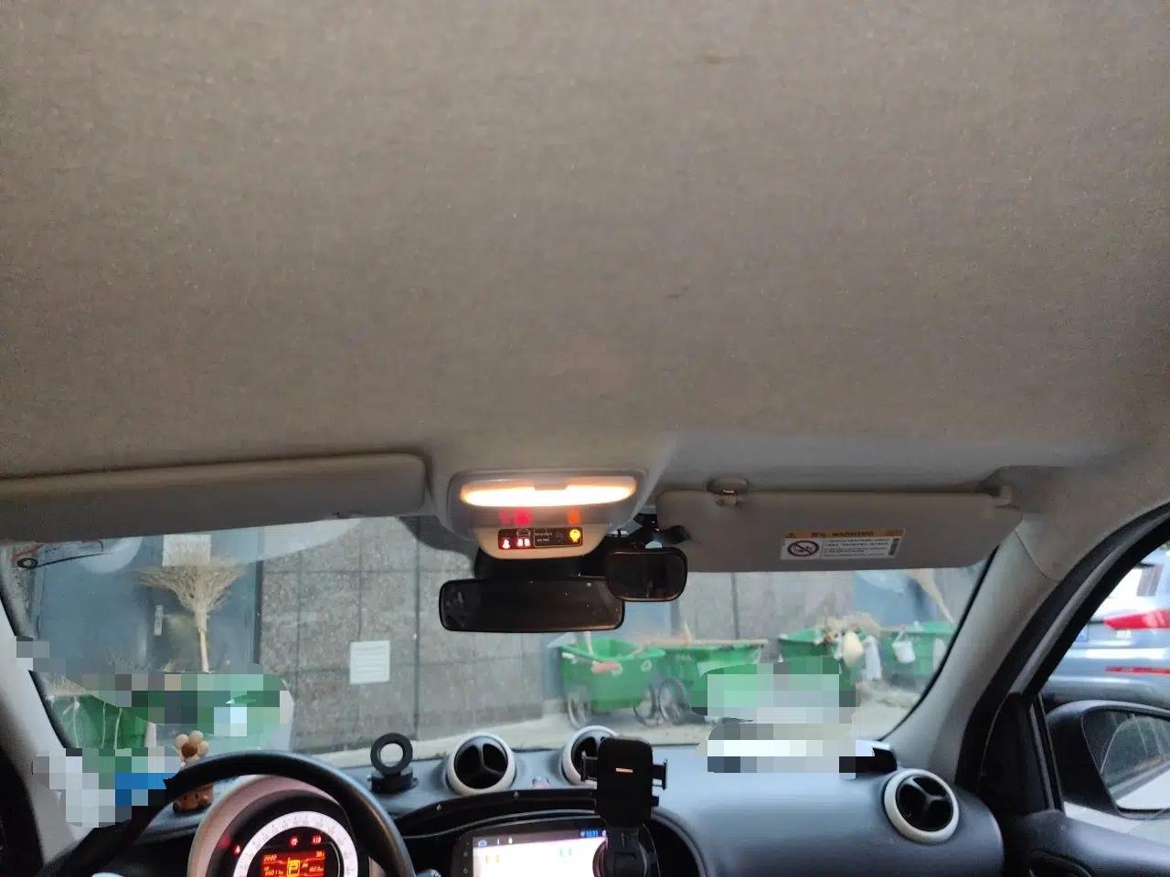smart forfour 2016 1.0L 52 kW Dynamic Edition — миниатюра 18