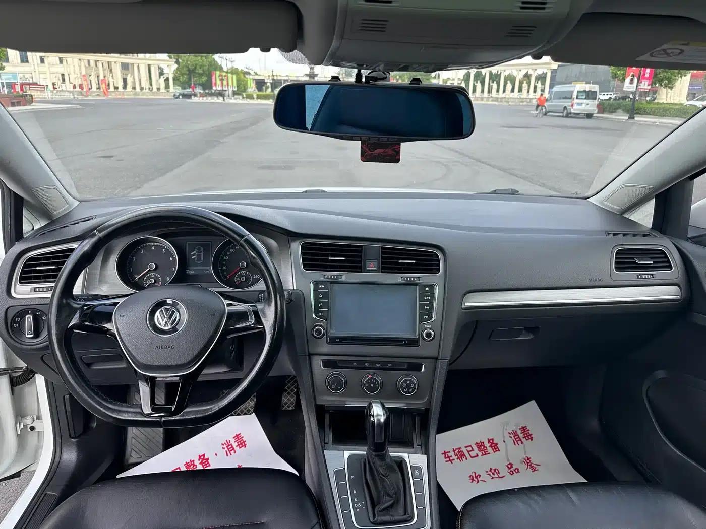 2015 Golf 1.6L Automatic Comfort — миниатюра 6