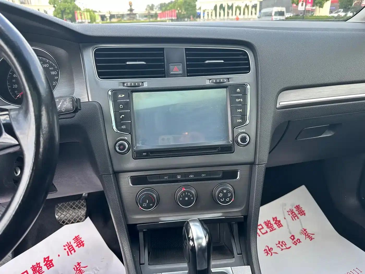 2015 Golf 1.6L Automatic Comfort — миниатюра 7
