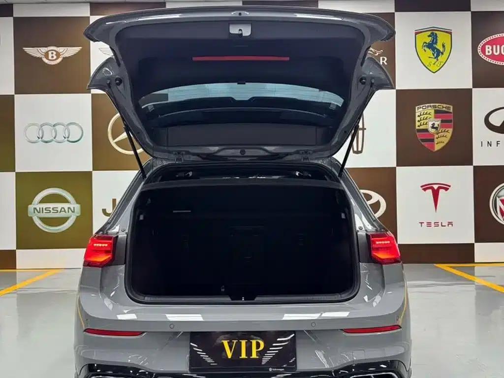 2023 Golf 280TSI DSG R-Line Lite — миниатюра 17