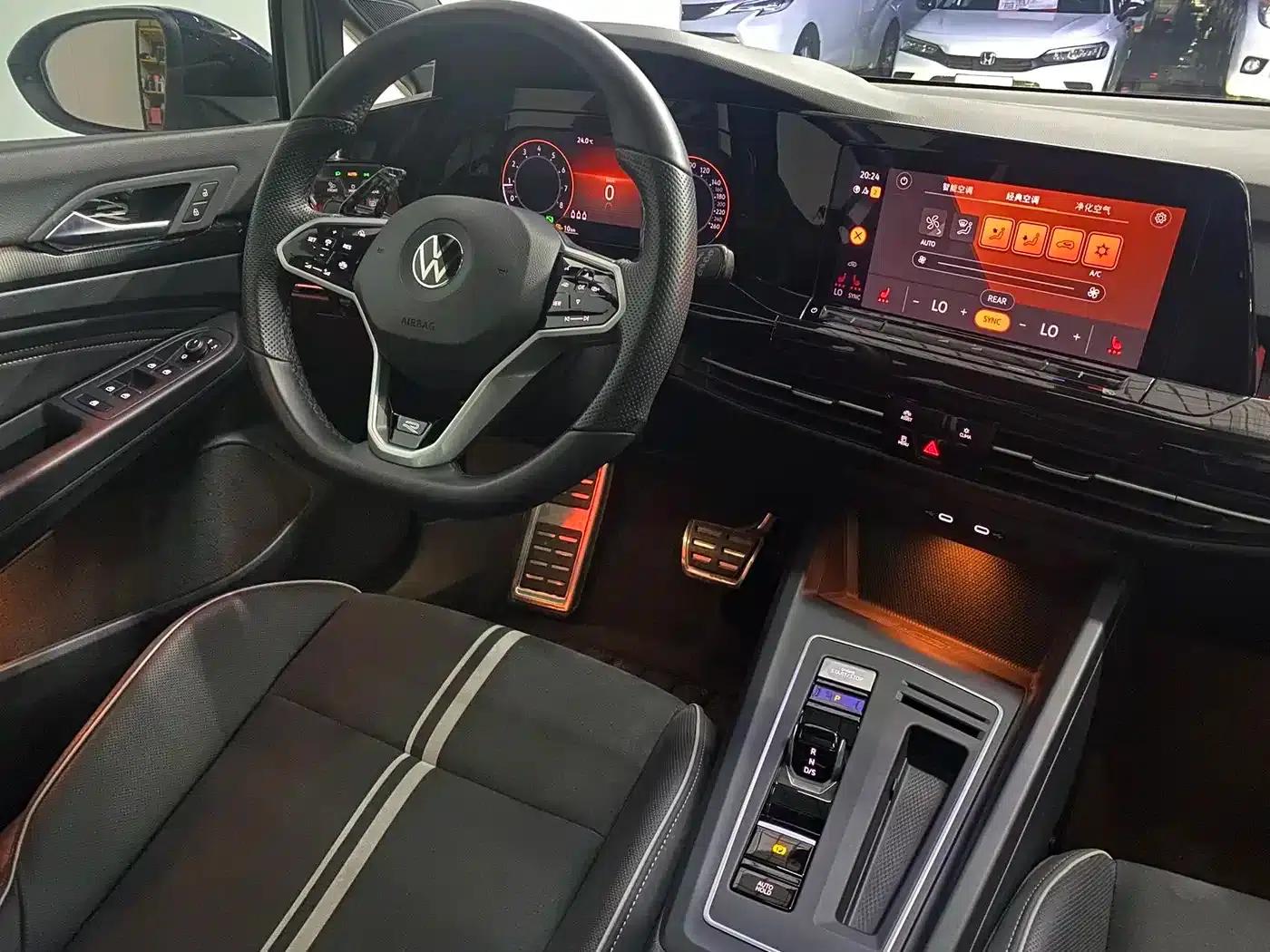 2021 Golf 280TSI DSG R-Line — миниатюра 16