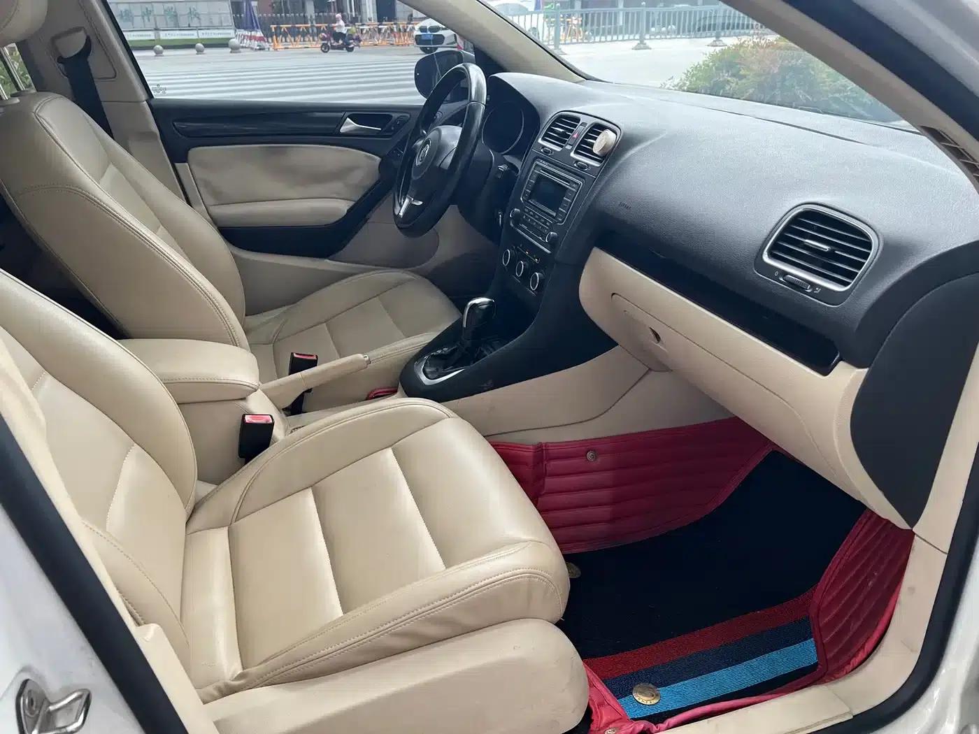2012 Golf 1.6 Automatic Comfort — миниатюра 12