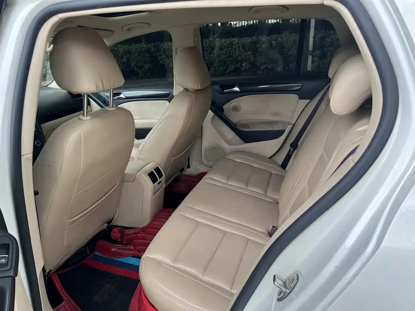 2012 Golf 1.6 Automatic Comfort — миниатюра 14