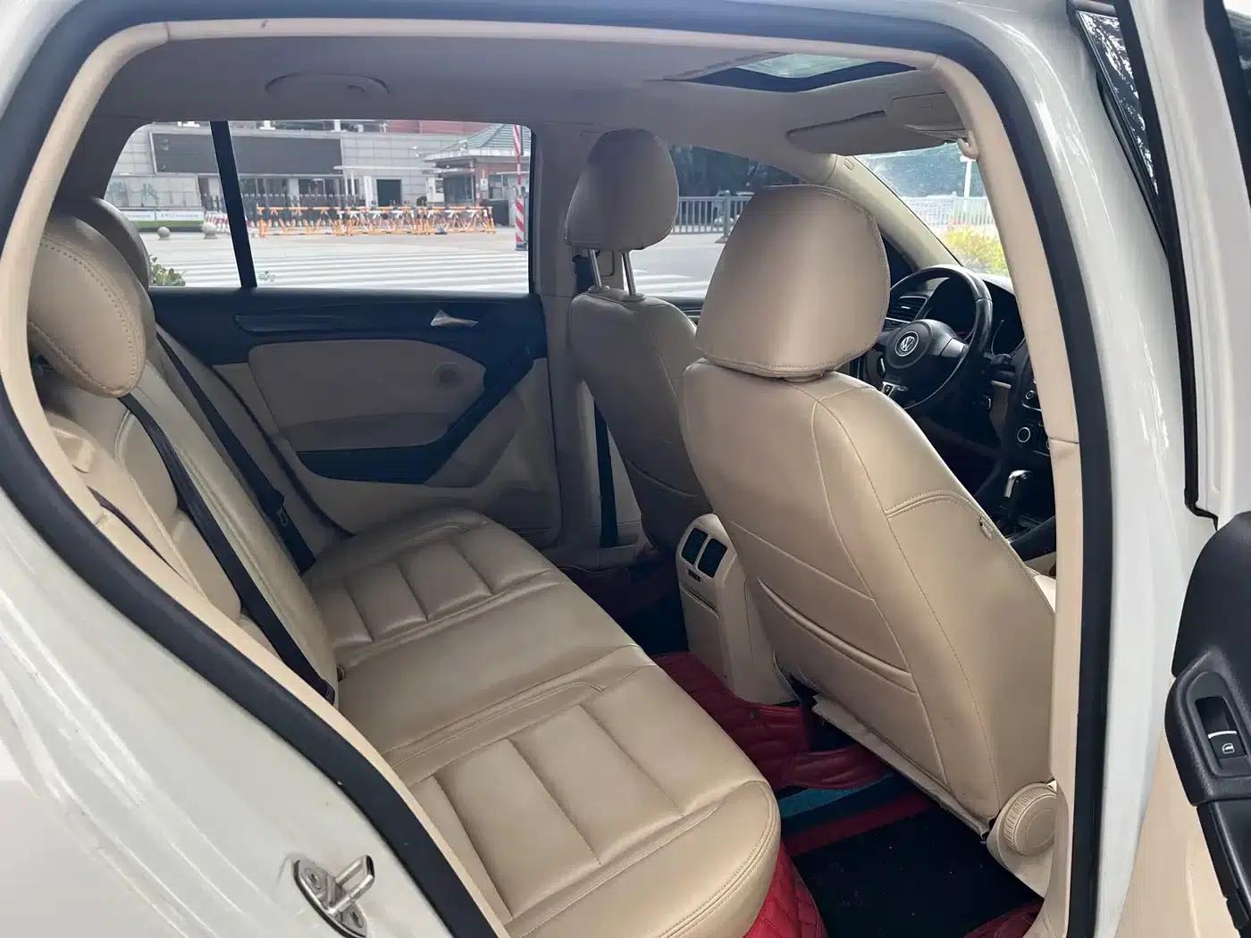 2012 Golf 1.6 Automatic Comfort — миниатюра 15