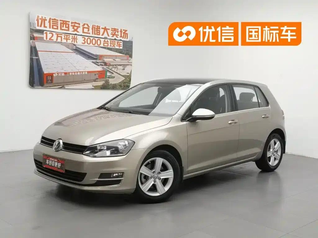 2015 Golf 1.6L Automatic Comfort — миниатюра 1