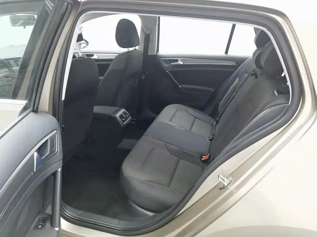 2015 Golf 1.6L Automatic Comfort — миниатюра 15