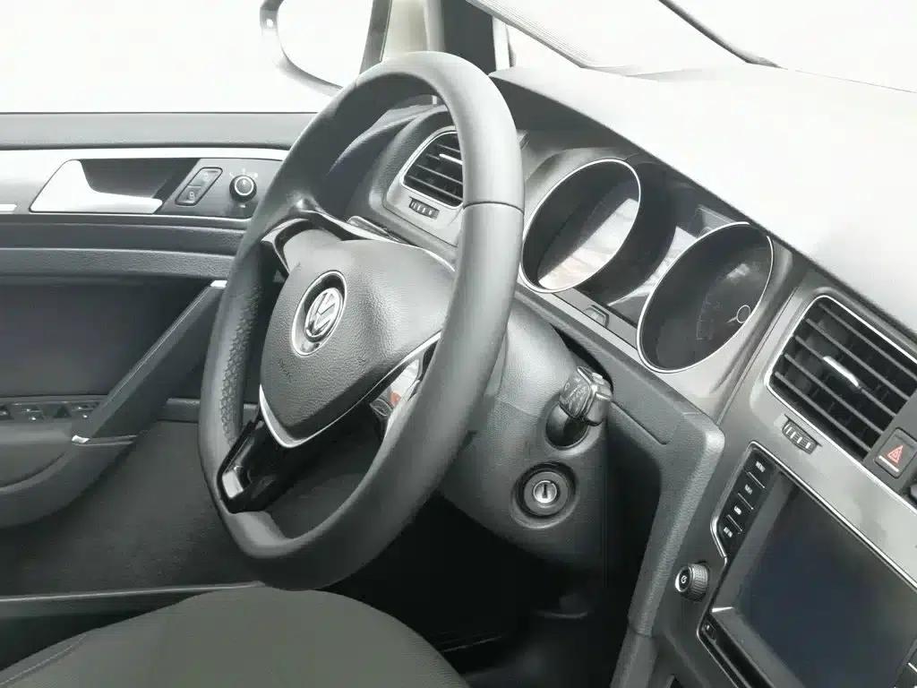 2015 Golf 1.6L Automatic Comfort — миниатюра 22