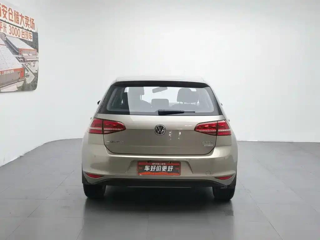 2015 Golf 1.6L Automatic Comfort — миниатюра 4