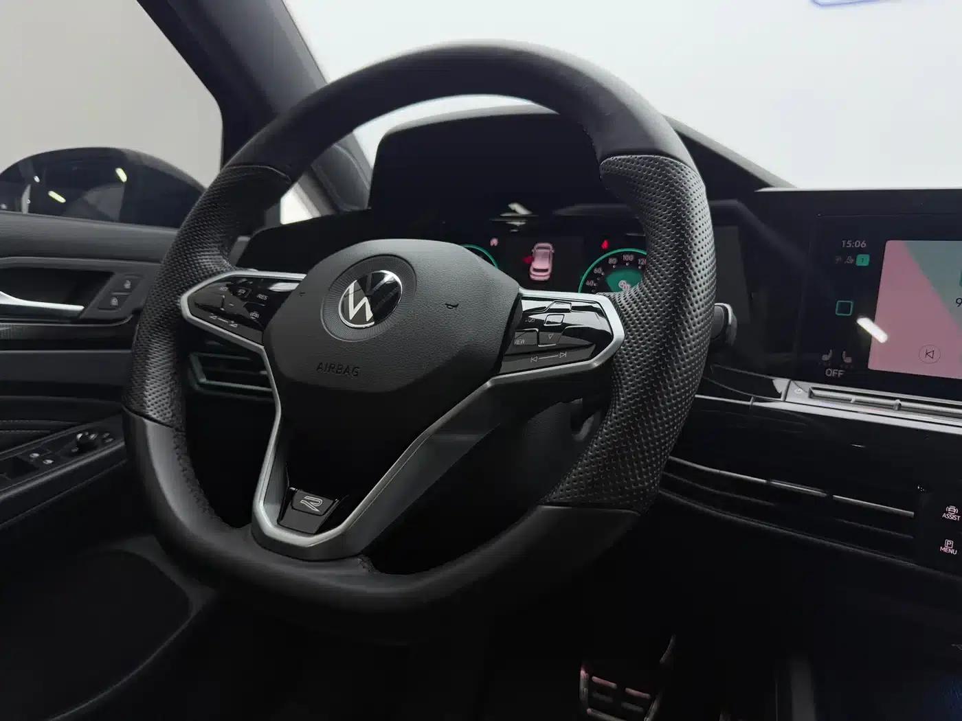 2021 Golf 280TSI DSG R-Line — миниатюра 14