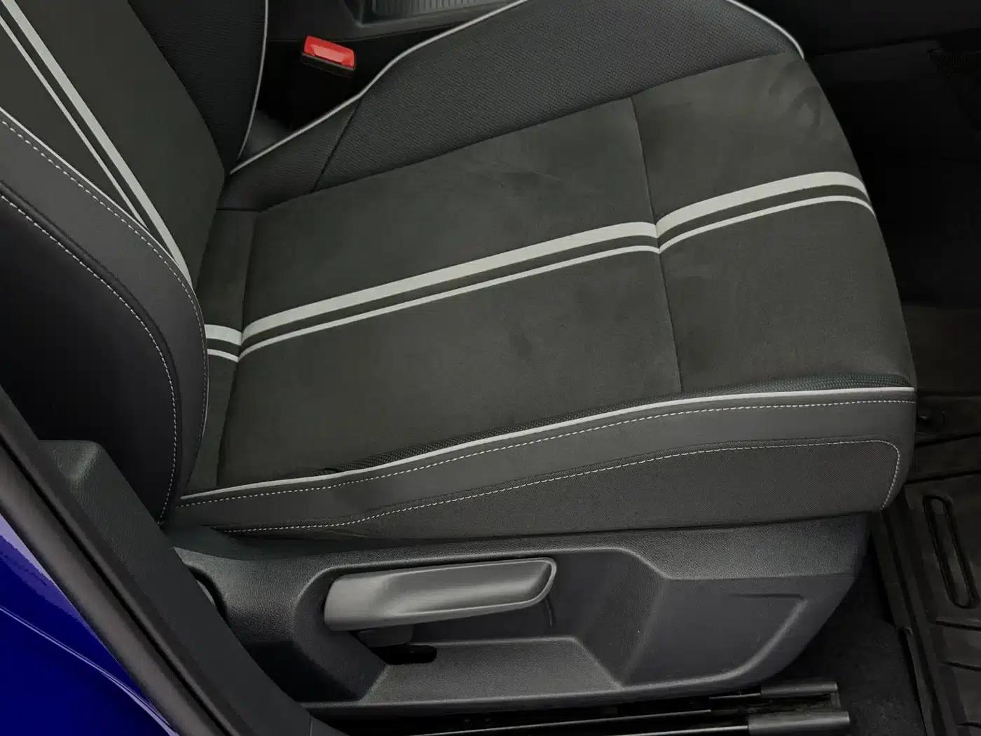 2021 Golf 280TSI DSG R-Line — миниатюра 23