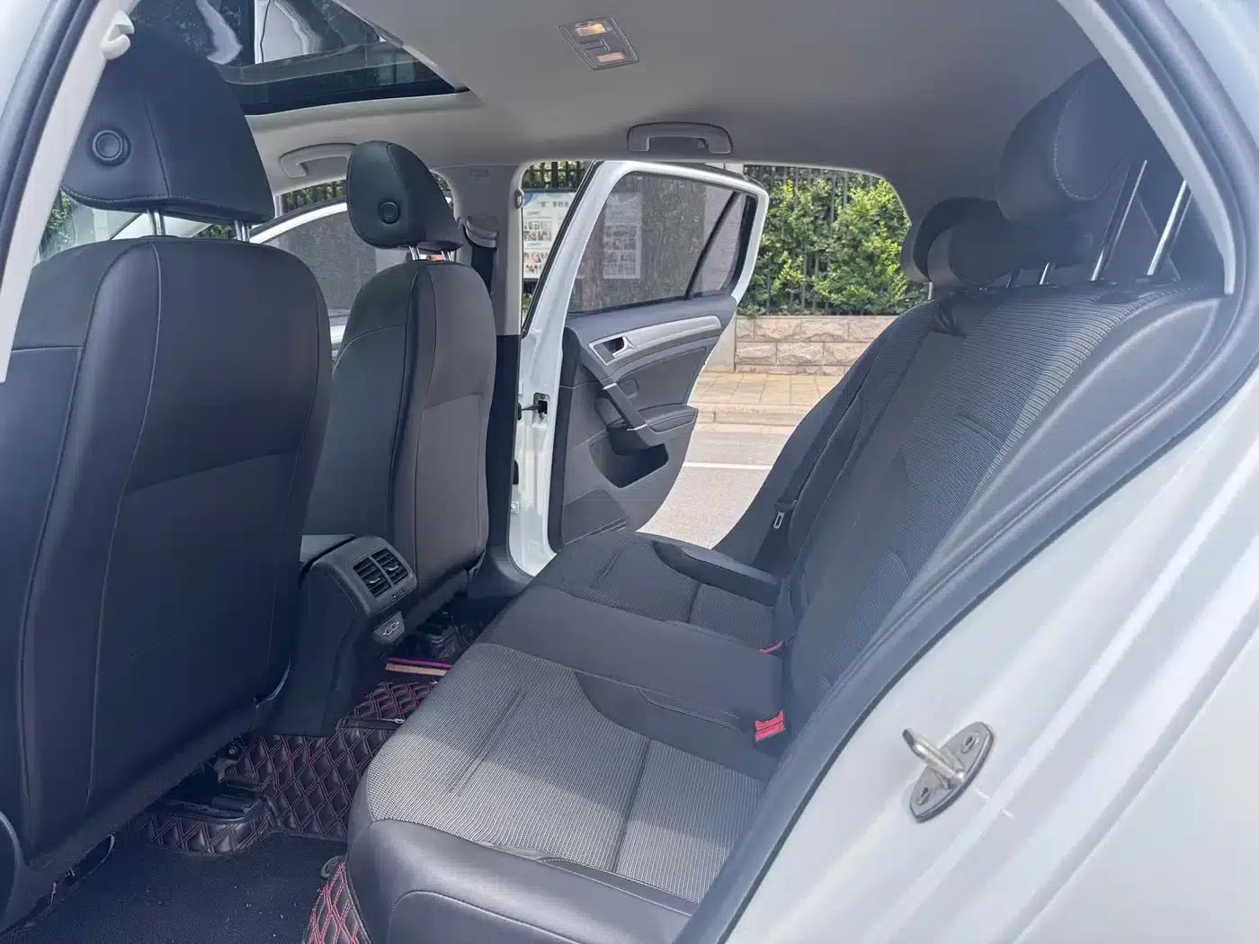 2019 Golf 280TSI DSG Comfort (China VI Emission Standard) — миниатюра 6