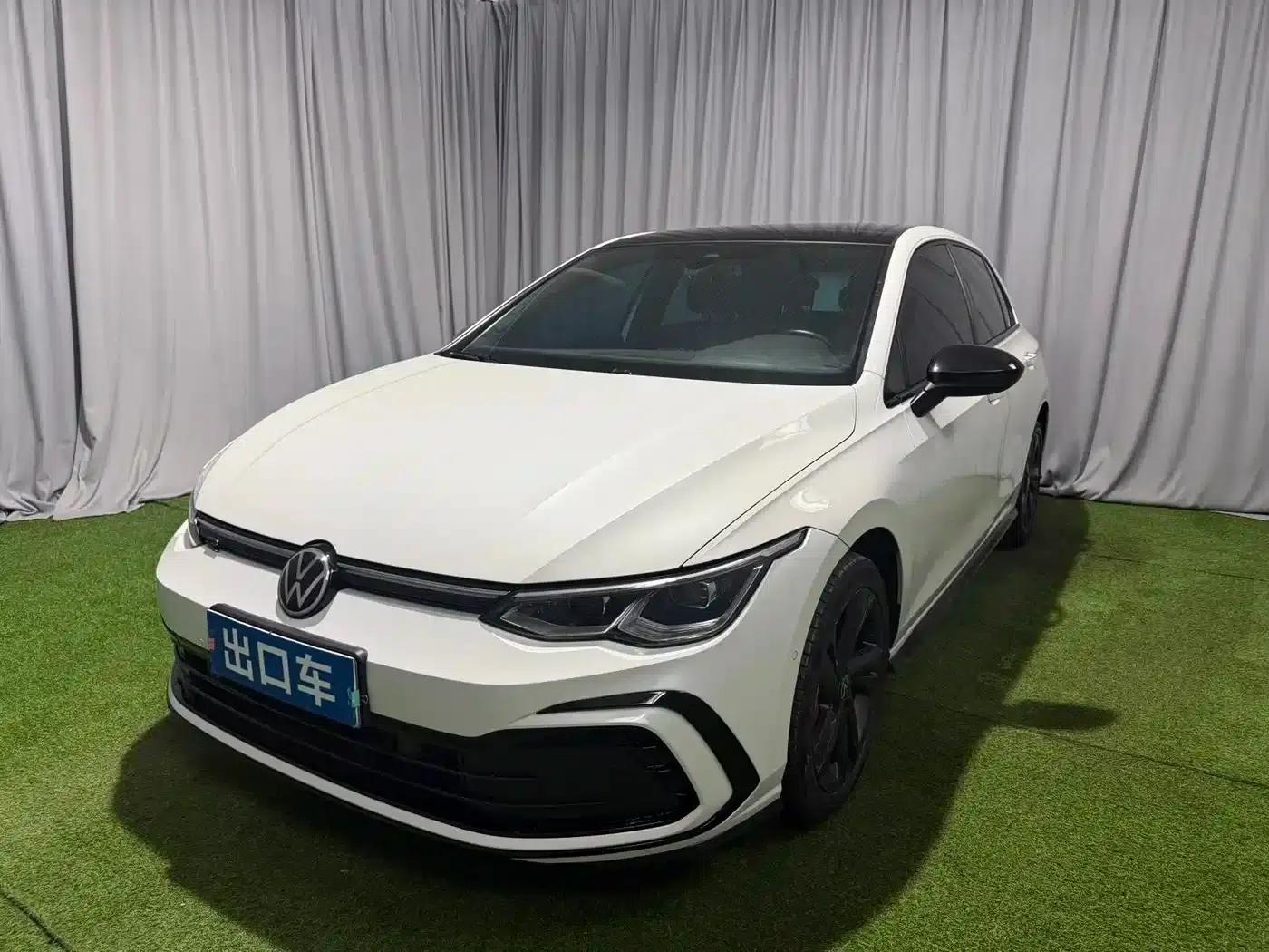 2021 Golf 280TSI DSG R-Line — миниатюра 1