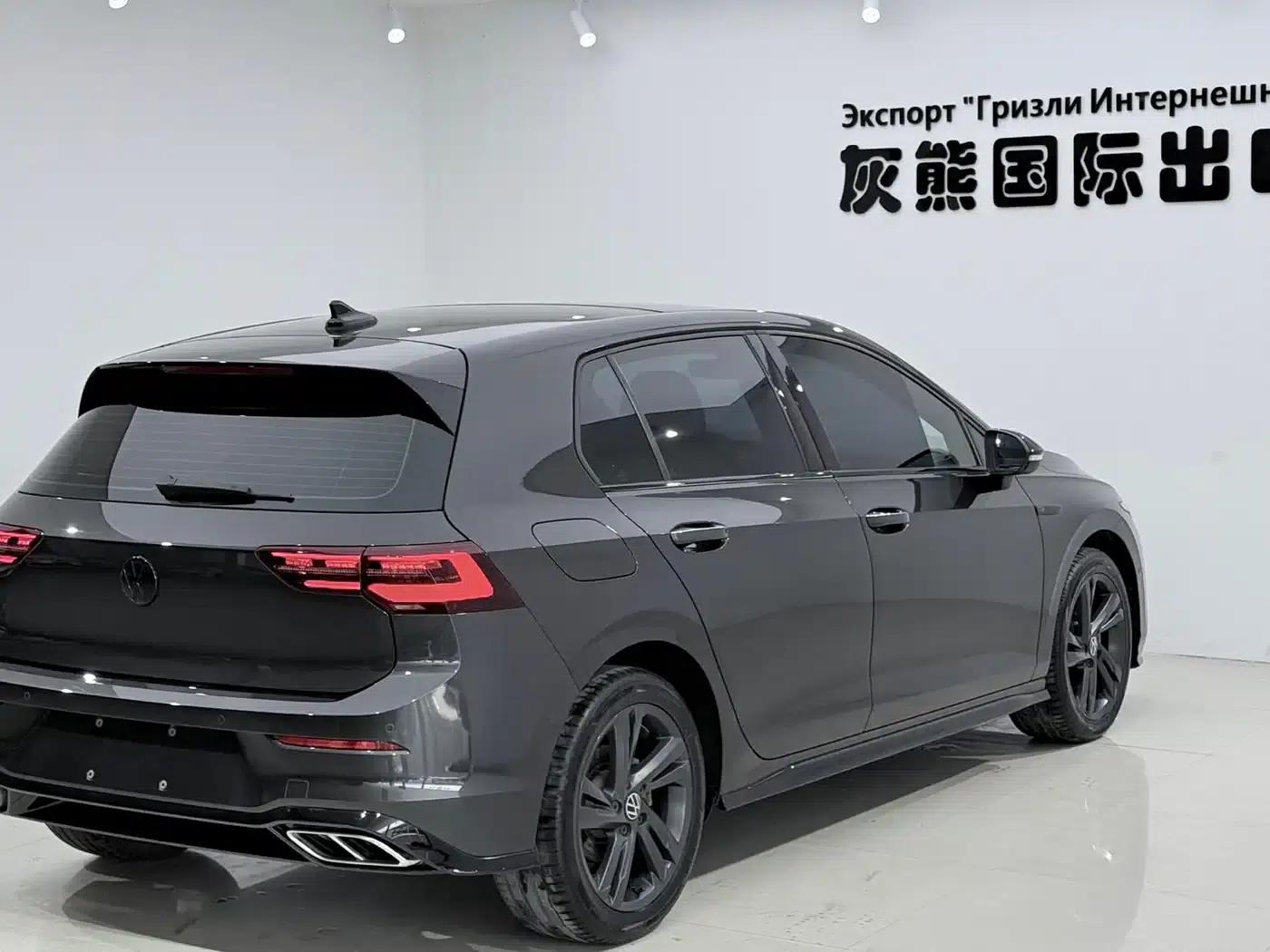 2023 Golf 280TSI DSG R-Line — миниатюра 4
