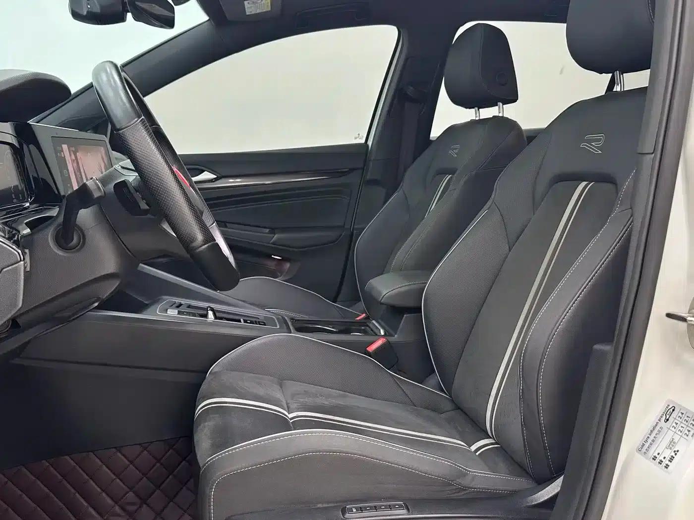 2021 Golf 280TSI DSG R-Line — миниатюра 7