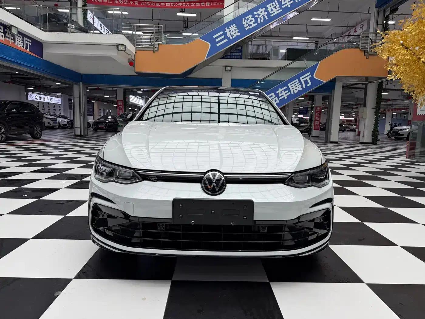 2023 Golf Facelift 280TSI DSG R-Line Lite — миниатюра 2