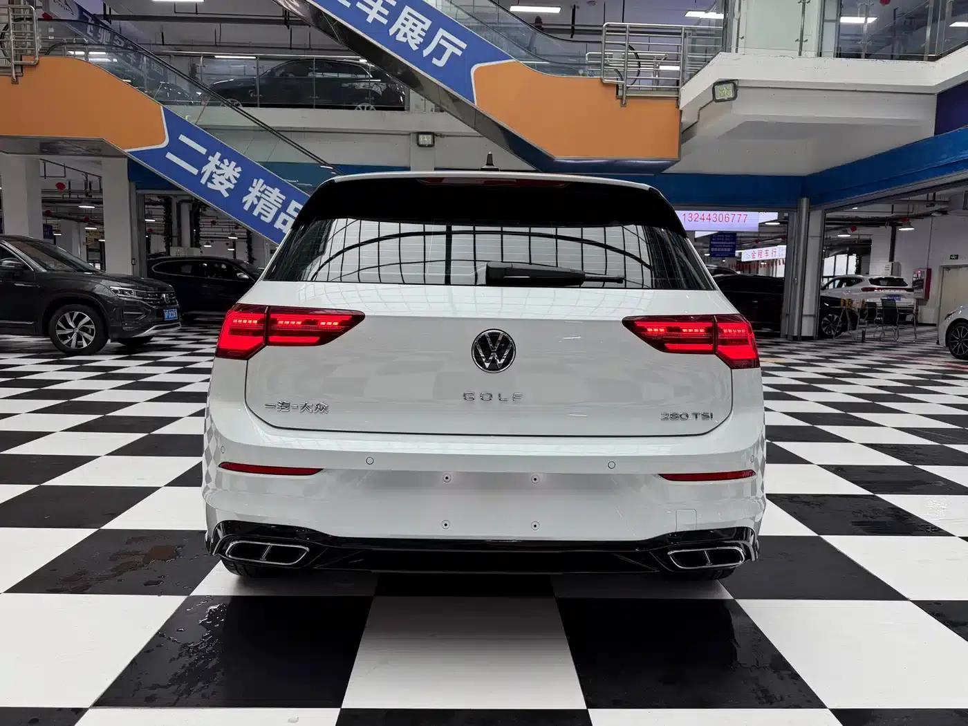 2023 Golf Facelift 280TSI DSG R-Line Lite — миниатюра 17