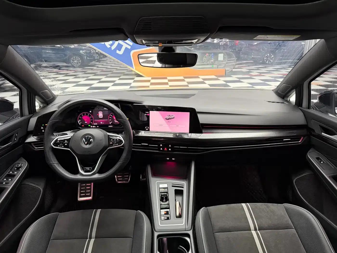 2023 Golf Facelift 280TSI DSG R-Line Lite — миниатюра 10